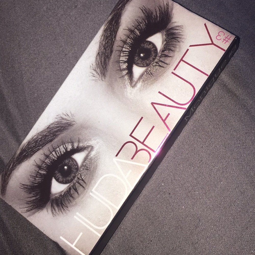 HudaBeauty Eyelashes in Monique #3